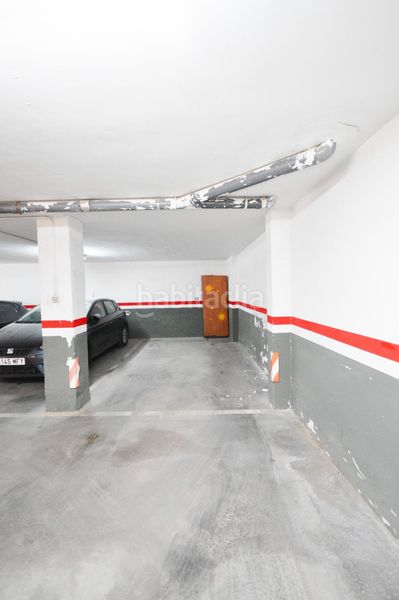 Foto afdbf80a-f091-4f37-878a-94be27681360. Planta baixa amb aparcament a Viator