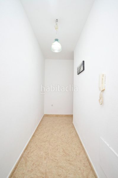 Foto e59a9c53-6c0b-43dd-a9b2-d8800a4b644e. Planta baixa amb aparcament a Viator
