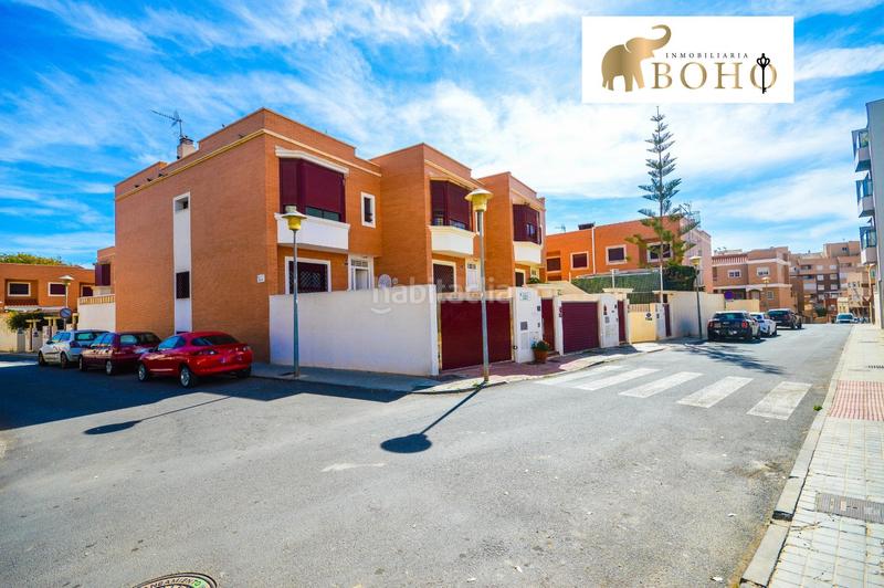 Casa adossada a Calle calle profesor morales 36. Se vende triplex, zona alcampo