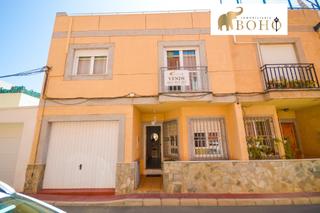 Casa a Calle garcía lorca 9. Duplex con solarium en benahadux