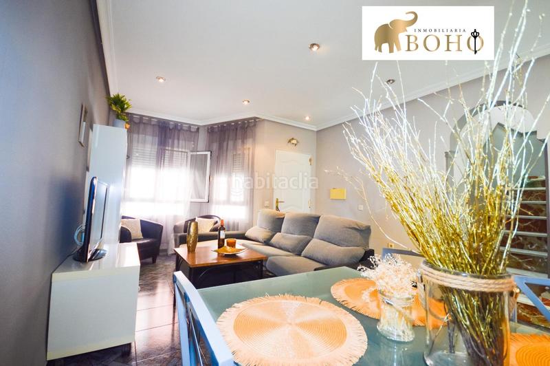Foto eab66f9a-2a60-4992-8429-2c9008989f3e. Casa en calle garcía lorca 9 duplex con solarium en Benahadux