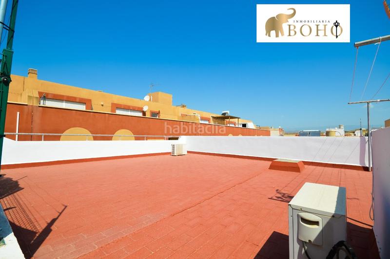 Foto ff850a22-834c-4799-bae3-63b279c05f54. Casa en calle garcía lorca 9 duplex con solarium en Benahadux