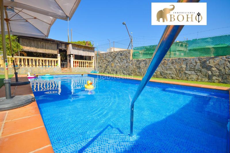 Foto 10555e20-77be-4952-aff0-a223055c6642. Casa en barrio cuevas medinas 10 se vende cortijo en cuevas de los medinas en Almería