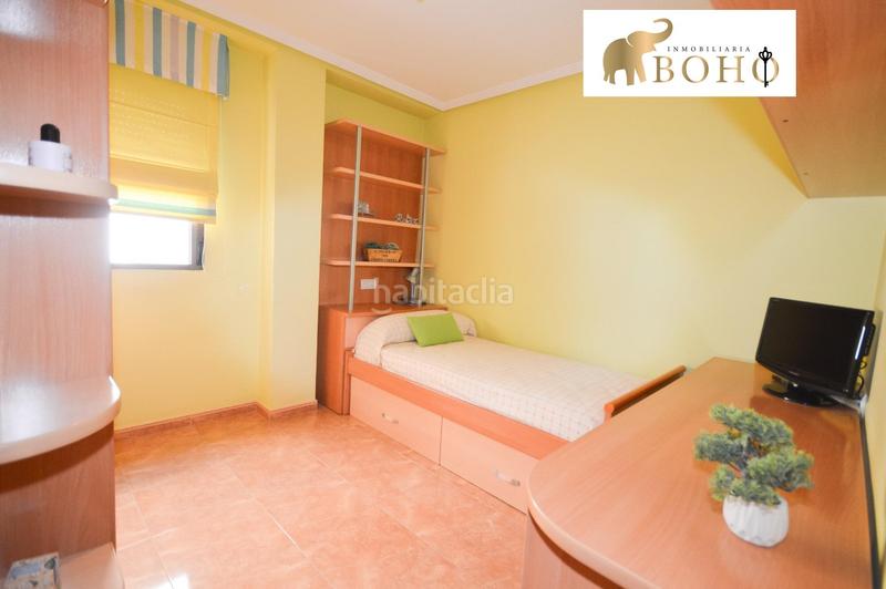 Foto 18cdf372-e78d-459c-9ff4-dbca28d356cf. Piso en calle san anton 6 se vende piso en zona plaza pavia c san antón en Almería