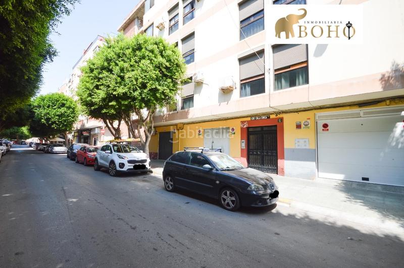 Foto d1bfef87-c39e-4a77-a3e6-a855b5d30109. Piso en calle san anton 6 se vende piso en zona plaza pavia c san antón en Almería