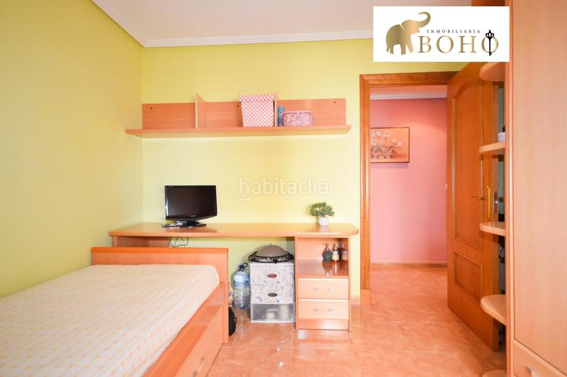 Foto d227c153-34f6-4307-a15c-7b916f2ddbe7. Piso en calle san anton 6 se vende piso en zona plaza pavia c san antón en Almería