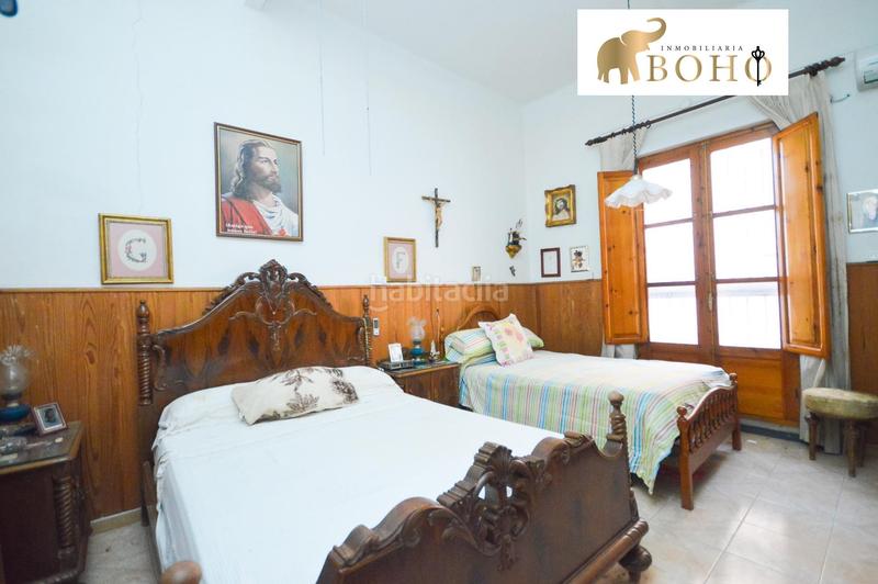 Foto cbf4b003-9eaa-4d4a-9209-12473ebd665d. Casa a calle calle de serafín abad a Viator