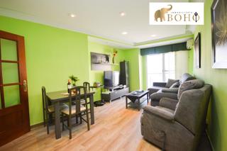 Pis  Calle calle de la unión, 34 34. Se vende piso en viator con garaje y trastero