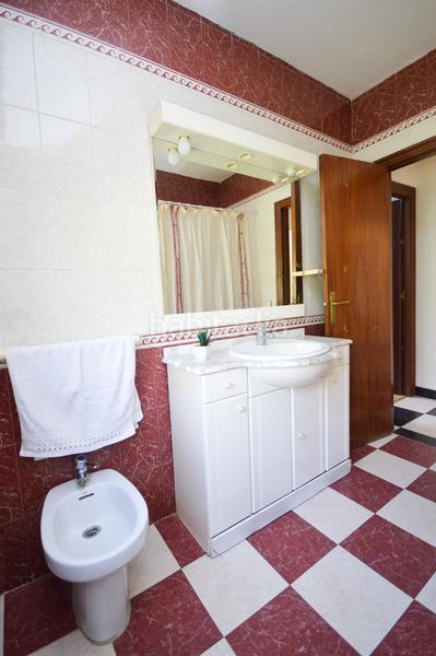 Foto 6b0a4053-6e97-4518-9b61-e8146802255f. Masia amb aparcament a Pechina