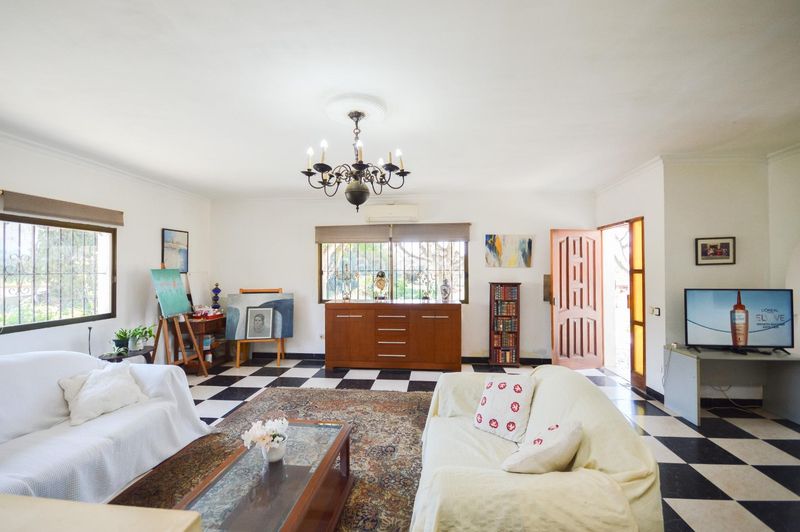 Foto 7242e65a-9dc6-4553-a7c5-86358b6fb24d. Masia amb aparcament a Pechina