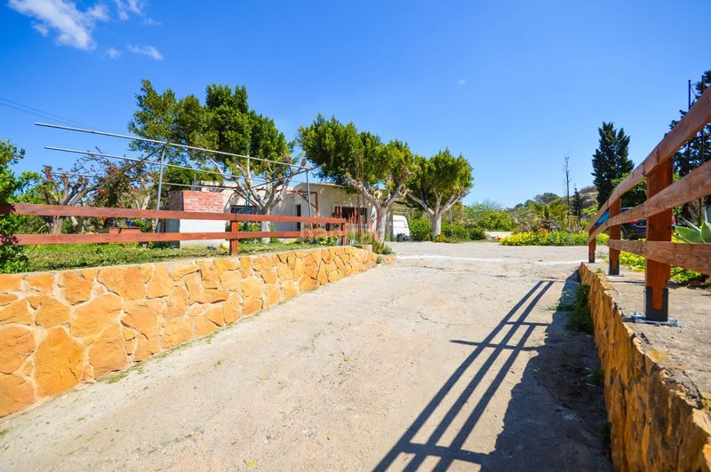 Foto 9c7b58ff-4bfc-4154-9f7a-5b23326431c9. Masia amb aparcament a Pechina