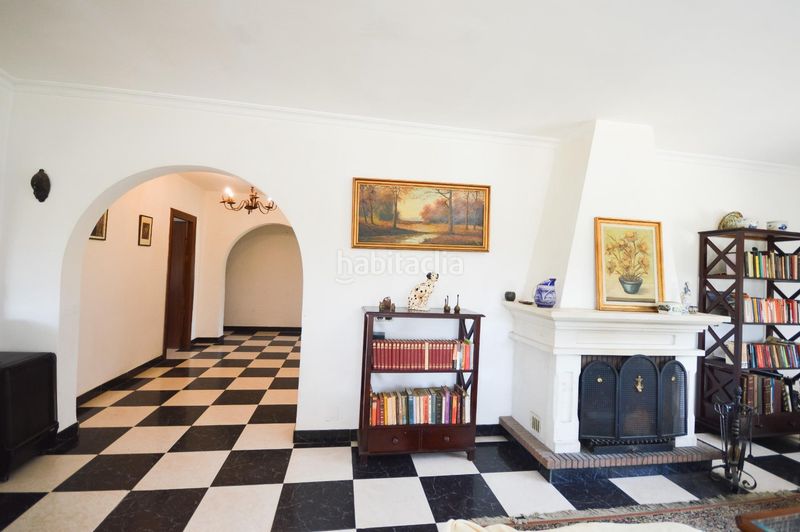 Foto a72d00a4-51bd-4231-9dcb-f193cf995640. Masia amb aparcament a Pechina