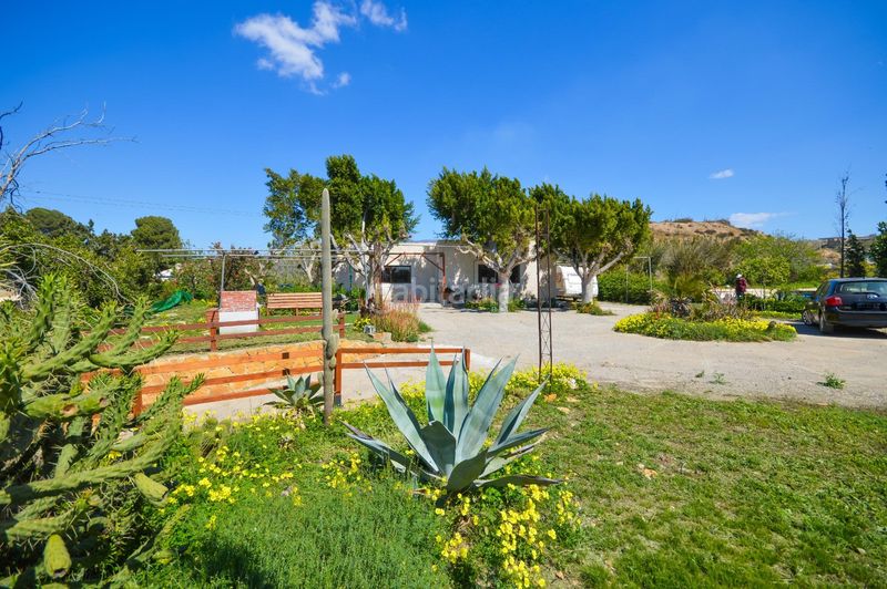 Foto df5062c6-a540-407c-a0de-698ee803141b. Masia amb aparcament a Pechina