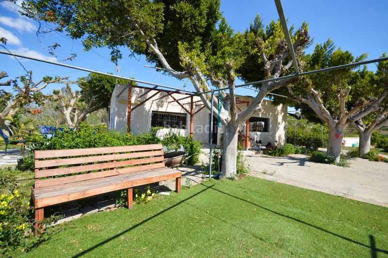 Foto e8e7e495-cbf4-40a8-9287-c7b5d0caaa3a. Masia amb aparcament a Pechina