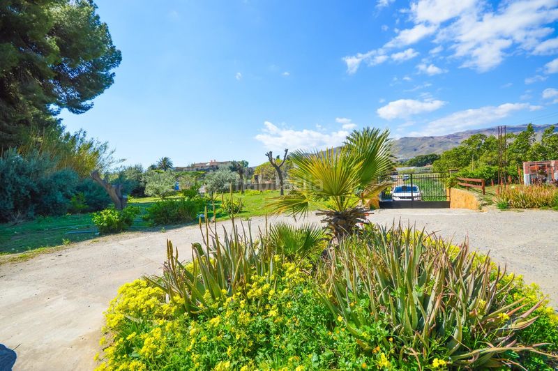 Foto f7871b9e-425b-43a5-90db-eed2866873f3. Masia amb aparcament a Pechina