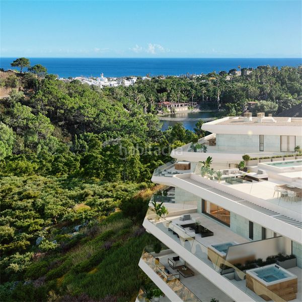 Foto fe69f56e-7a08-48d4-826d-b700388e7f94. Ground floor 190m<sup>2</sup> with heating parking pool in La Concha - Resina Golf Estepona