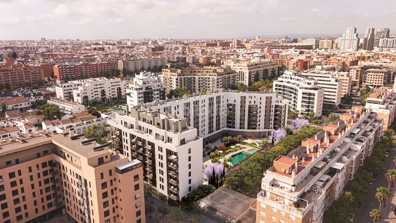 Foto 8bea2683-d6e4-4fbd-a3b4-e7b7b3582f81. Pis 73m<sup>2</sup> amb piscina a Nou Benicalap Valencia
