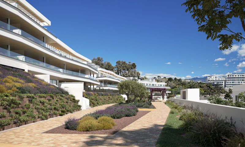Foto e8a27013-2287-44b1-b53a-537bfd171d55. Pis 153m<sup>2</sup> amb calefacció aparcament piscina a La Concha - Resina Golf Estepona