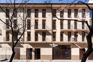Aparcament cotxe a Carrer de salvador giner 3