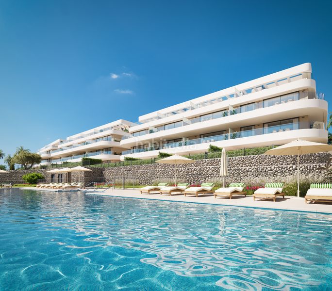 Foto 9c82e844-8b50-4525-bae0-96b9547fae31. Àtic 232m<sup>2</sup> amb calefacció aparcament piscina a Buenas Noches Estepona