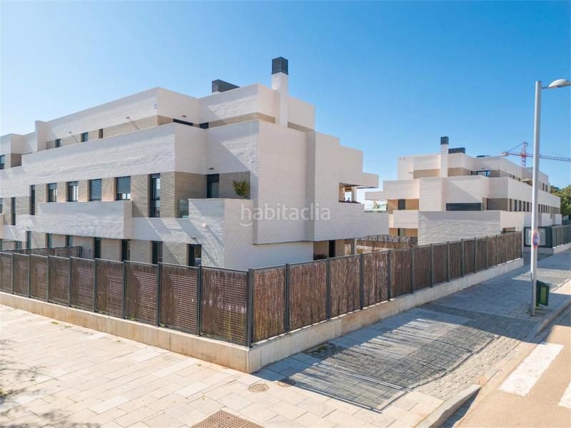 Foto 5dbbb2e4-81e1-4b34-98d9-71b8c17838b4. Ground floor 107m<sup>2</sup> with heating parking pool in Tablero Bajo - Arruzafilla Córdoba