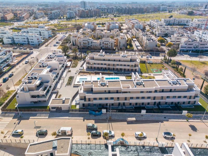 Foto 6be1bdfa-3b37-4bc1-994e-bc1d51b104dc. Ground floor 107m<sup>2</sup> with heating parking pool in Tablero Bajo - Arruzafilla Córdoba