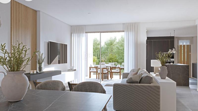 Foto 058c32e1-6c48-4a30-b9a6-ab21d9d0fee7. Casa adossada 237m<sup>2</sup> amb piscina a Godella