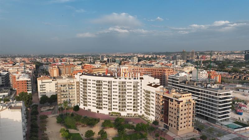 Foto 0dd2a118-d8ff-48d6-8752-52c39d5faa39. Appartement 46m<sup>2</sup> avec parking piscine dans Juan Carlos I Murcia