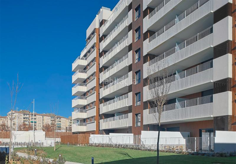 Foto 570b1e25-9e76-4e9b-8edf-726e98180d1a. Appartamento 111m<sup>2</sup> con piscina in Rosaleda - Juventud Granada