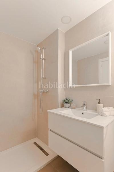 Foto d2d9372f-ff6f-47f8-9e52-8f78b5675c89. Flat 111m<sup>2</sup> with pool in Rosaleda - Juventud Granada