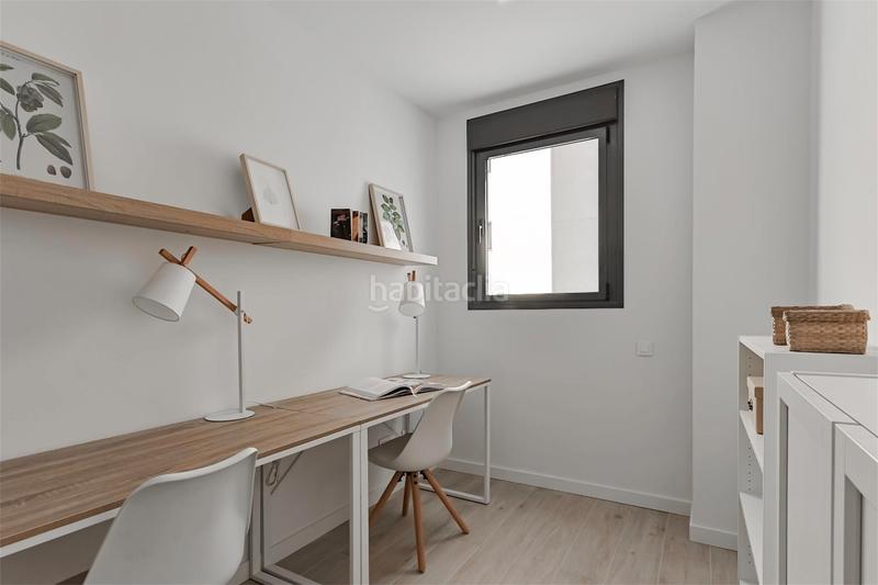 Foto 534021f2-62c7-4076-baf2-e0d49622ab78. Pis 132m<sup>2</sup> amb piscina a Rosaleda - Juventud Granada