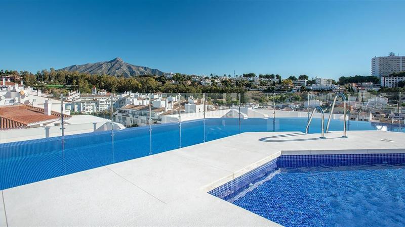 Foto f9c64b17-4c17-4333-a21c-e53fbf027403. Apartamento en Rodeo Alto - Guadaiza - La Campana Marbella