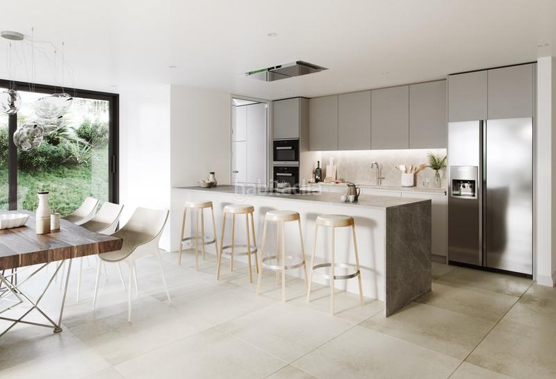 Foto cf407294-6e47-46b9-96a6-d44e3e17e58d. Apartment with pool in Las Lomas Estepona