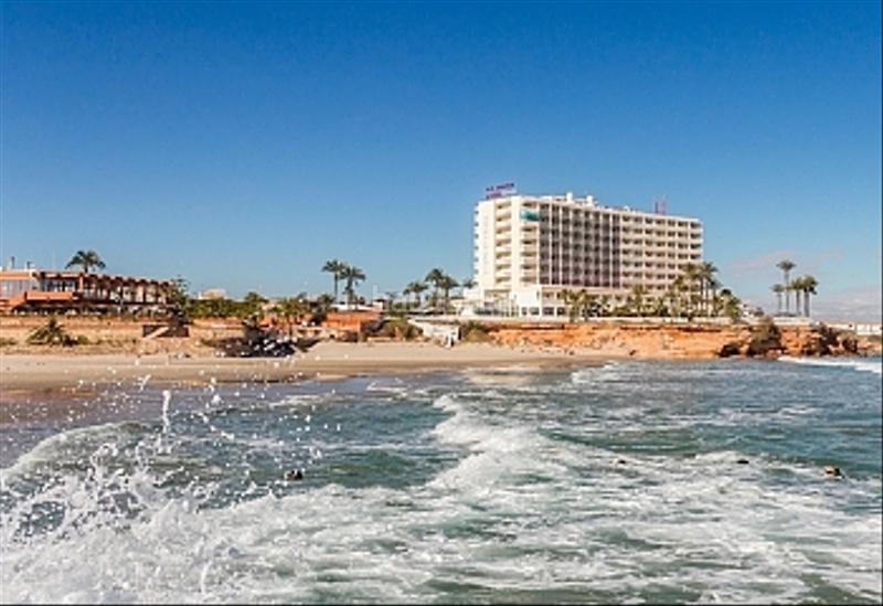 Foto bc8c95da-d5df-4ff9-a631-4160a60431aa. House with pool in La Regia Orihuela