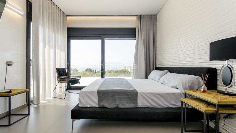 Foto c06d2e61-66cc-420d-b3f6-f884eaa9efea. Haus mit pool in Campoamor Orihuela