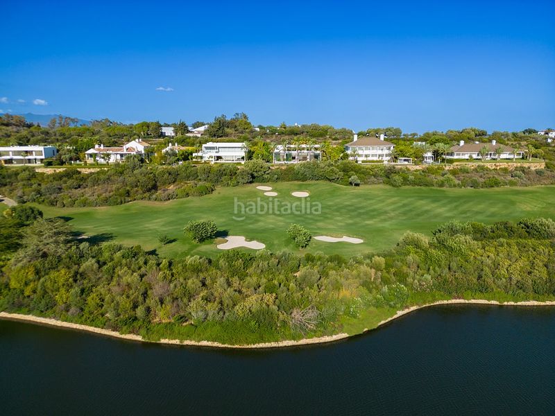 Foto ce4fa2be-5dc0-4f9c-a753-7ee71a17ad7b. Casa amb piscina a Casares golf - Casares del sol Casares