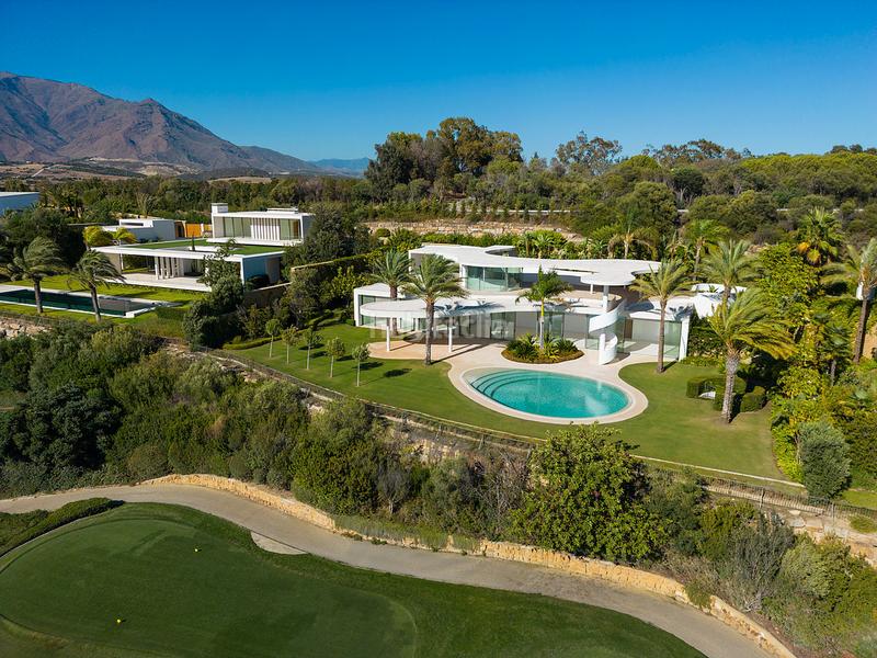 Foto 98c057fe-9093-46ab-a49b-e8ee27dba559. Haus mit pool in Casares golf - Casares del sol Casares