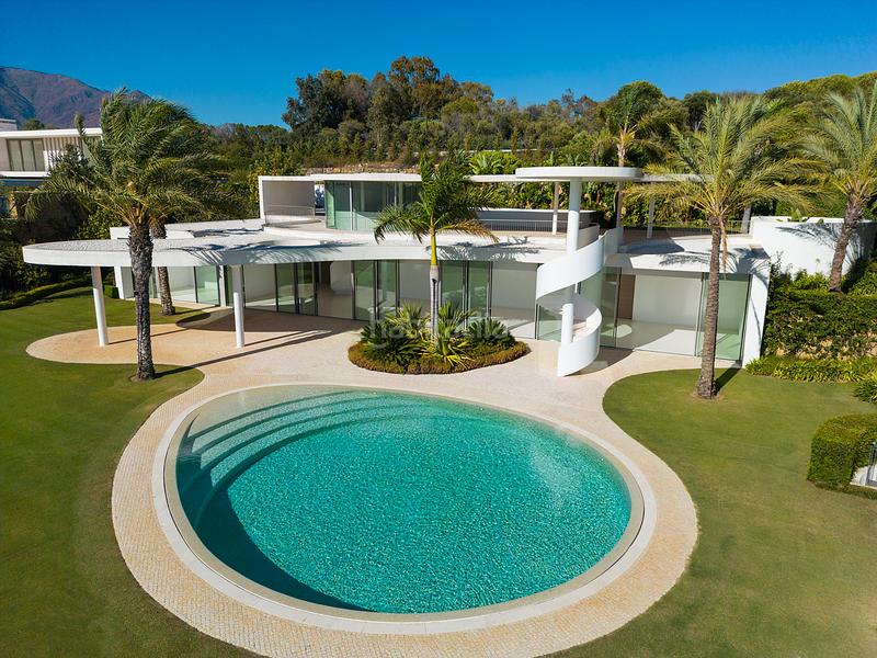 Foto f1ec17fe-61d2-46b6-b53c-f12024bf021e. Haus mit pool in Casares golf - Casares del sol Casares