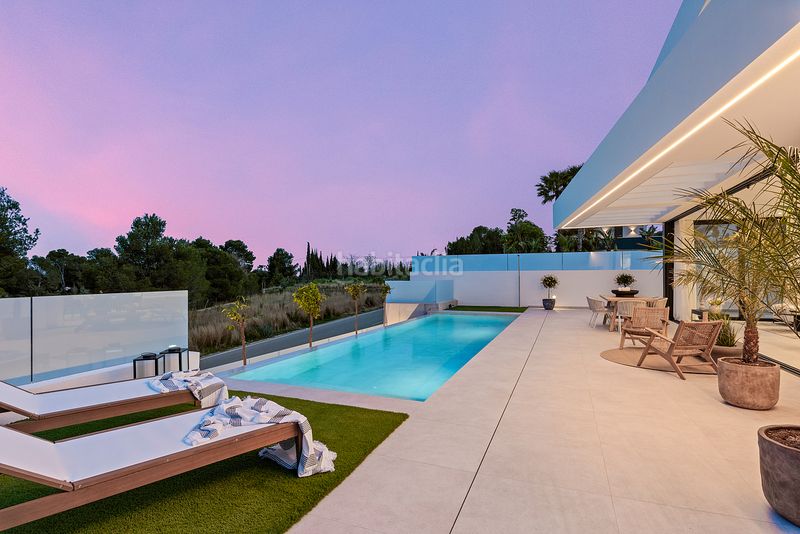 Foto c061210b-d435-4880-8994-79fe57b430d7. Casa amb piscina a Polop