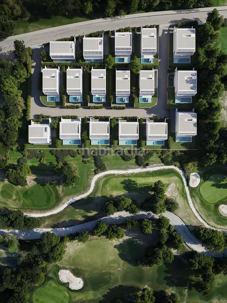 Foto 5718be47-cfb3-4412-b0f2-7c94392efeac. Casa con piscina in Estepona golf Estepona