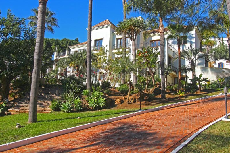 Foto 1b4b5dd2-6bda-463b-8556-02f0295102e8. Casa en El Paraíso Benahavís