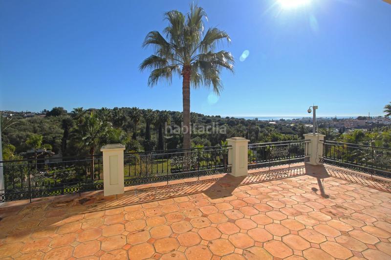 Foto 405b95d9-1c91-479e-8584-5b599d8a6207. Casa en El Paraíso Benahavís