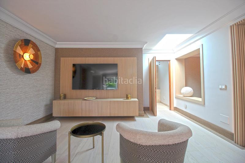 Foto 6f98ed43-f5c5-4254-83d5-ad2b77693b89. House with pool in El Paraíso Benahavís