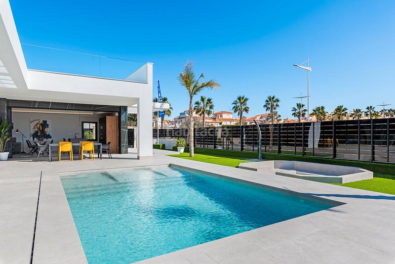 Foto 2b74a787-099d-4359-a15f-cf8fdc4666dd. Casa en Algorfa