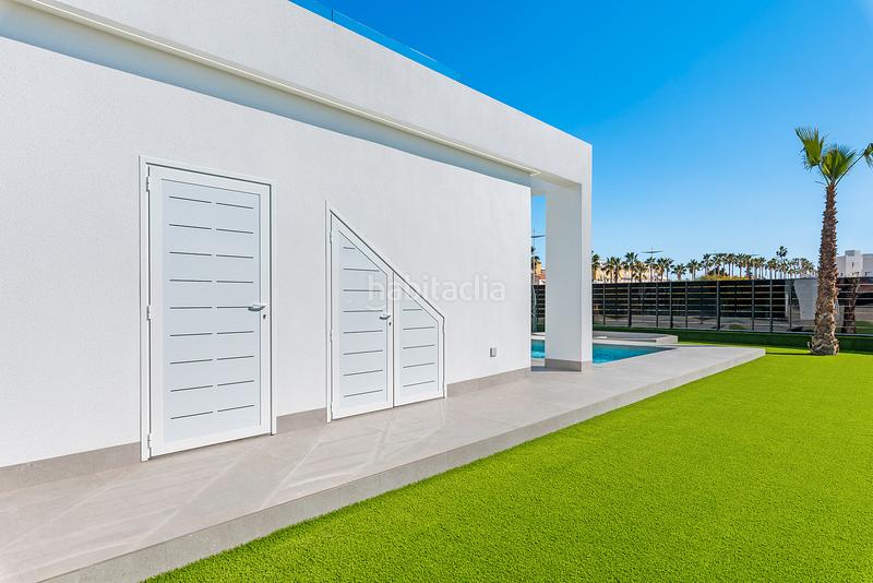 Foto d4a8cda7-b7aa-4aec-ab69-1b2a2a390c96. Casa en Algorfa