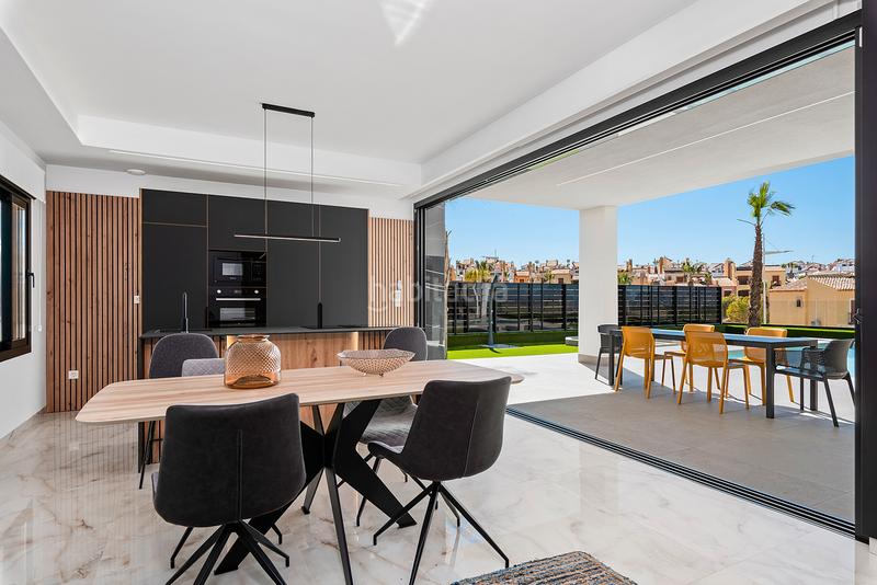 Foto ef4d3bbd-fa9e-4251-be46-14d8cdbefc23. Casa en Algorfa