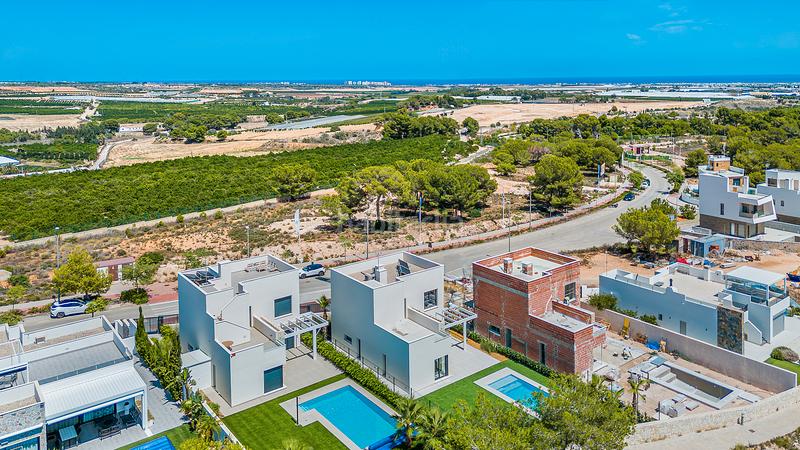 Foto cb9c3516-0021-4858-973c-0dfadf4b5595. Casa en El Pinar de Campoverde Pilar de la Horadada