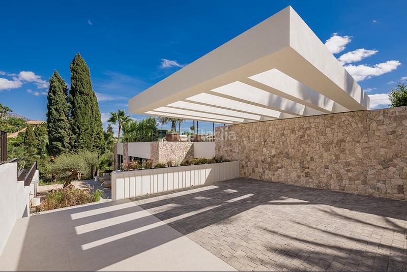 Foto 7a09b3ba-3731-4c32-94a5-820e23d86056. Casa amb piscina a Los Naranjos Marbella