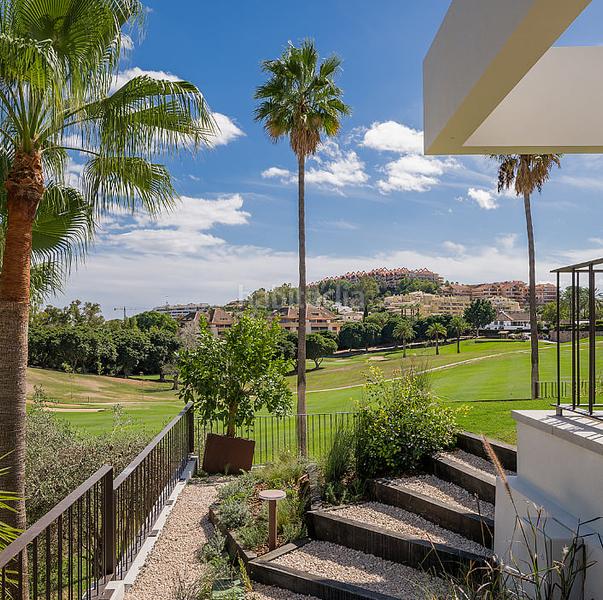 Foto b3dc25ae-f59b-4a20-8dcf-ba09bdfafc3a. Haus mit pool in Los Naranjos Marbella