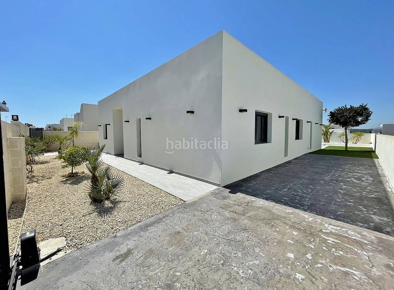 Foto 59303721-b3c6-480e-9f49-42ed7fddb684. Casa amb piscina a Centro de la Ciudad Quesada Rojales